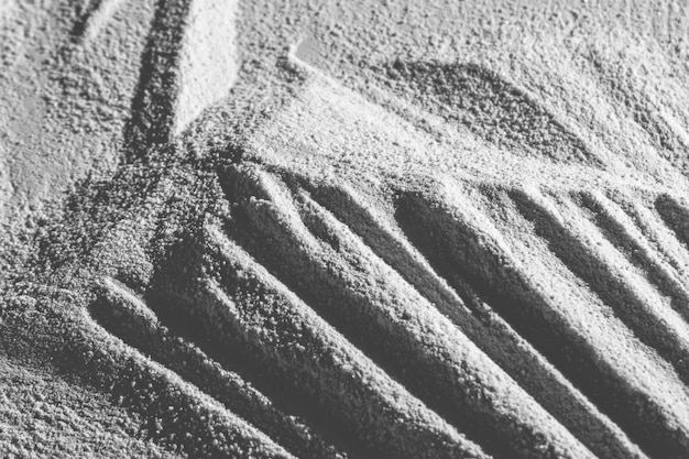 Dune desaturate con ombre scure