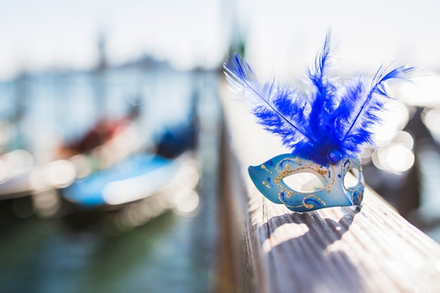 Elegante composizione di carnevale veneziano