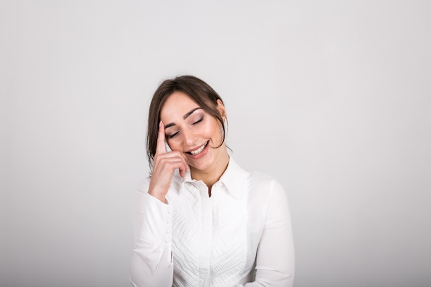 Emozioni della donna in studio