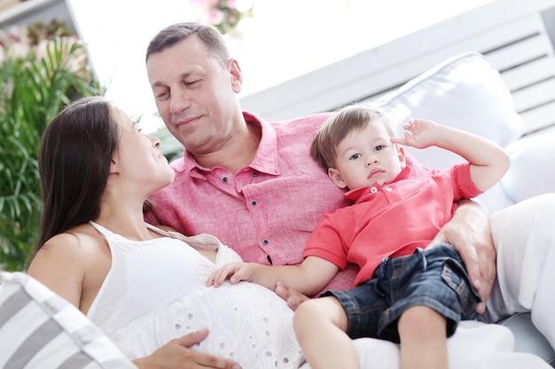 Famiglia a casa