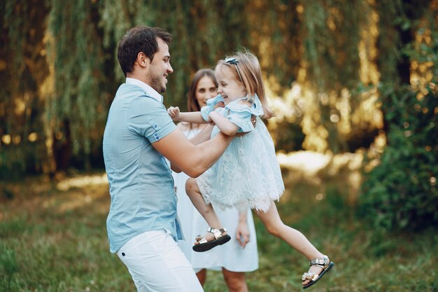 famiglia su un parco