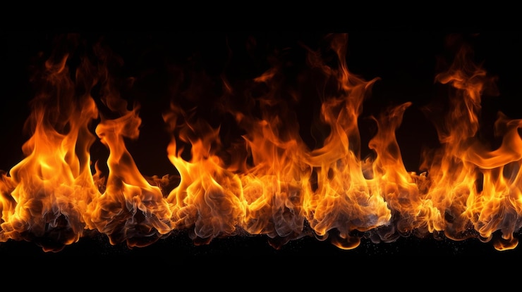 Foto gratuito fiamme di fuoco su sfondo nero