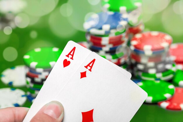 Fiches da poker sul tavolo