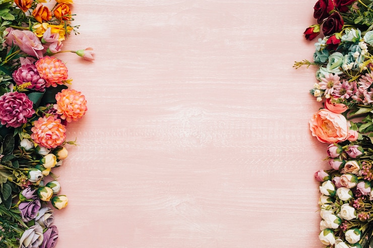 Foto gratuito fiori con copia spazio nel mezzo