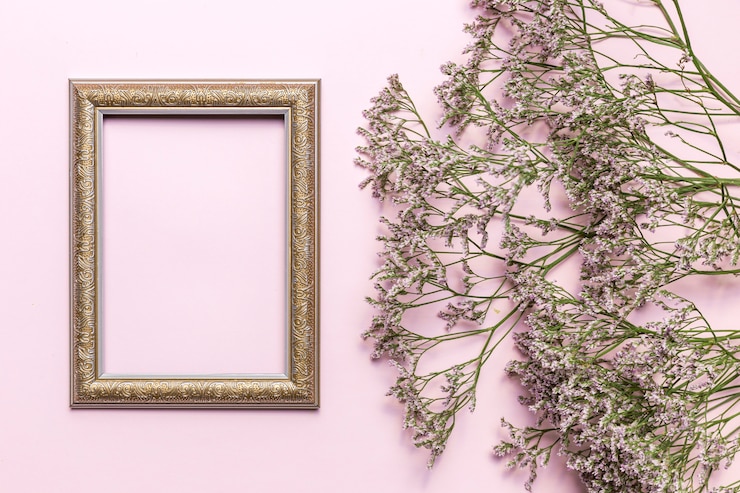 Foto gratuito fiori e cornice