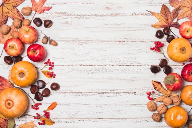 Foglie di autunno piatto e telaio di raccolta