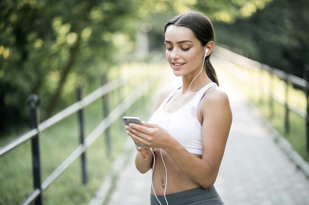 Foresta sano gestire l&#39;allenamento fisico dell&#39;umore