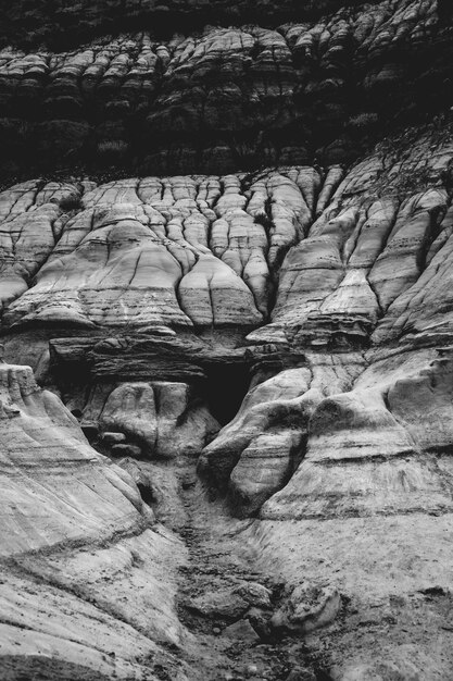 Formazione rocciosa grigia