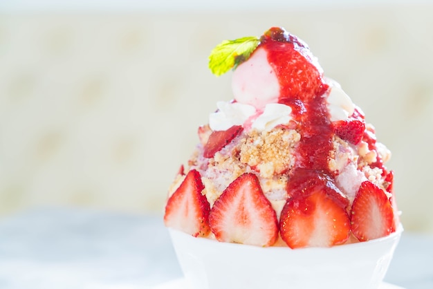 Fragola sbriciola bingsu