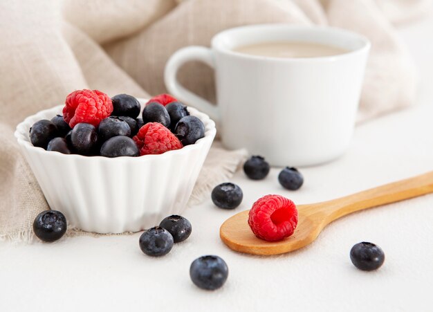 Frutti di bosco per torta e caffè