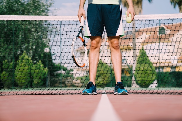 Gambe del giocatore di tennis