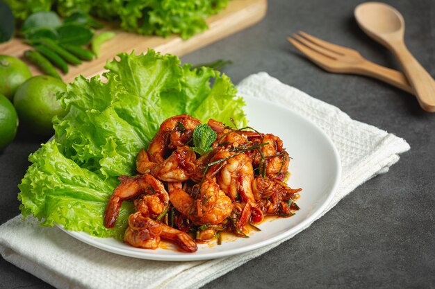 Gamberi saltati in padella con pasta di peperoncino