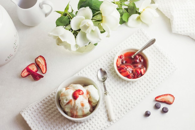 Gelato alla fragola vista dall&#39;alto