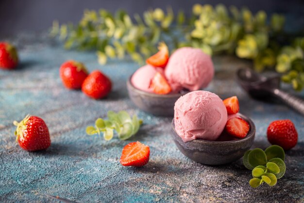 gelato alla fragola