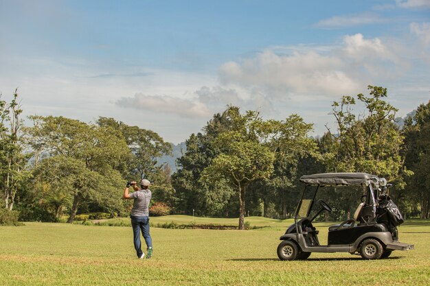 Giocatore di golf professionista. Bali. Indonesia.