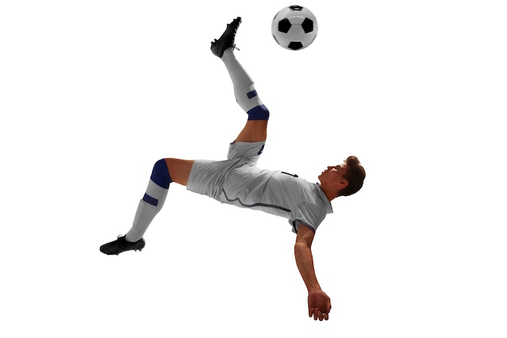 Foto gratuito giocatori di calcio su sfondo bianco