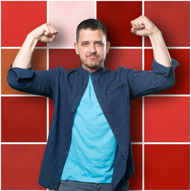 Foto gratuito giovane uomo che indossa un vestito blu. mostrando muscolare.