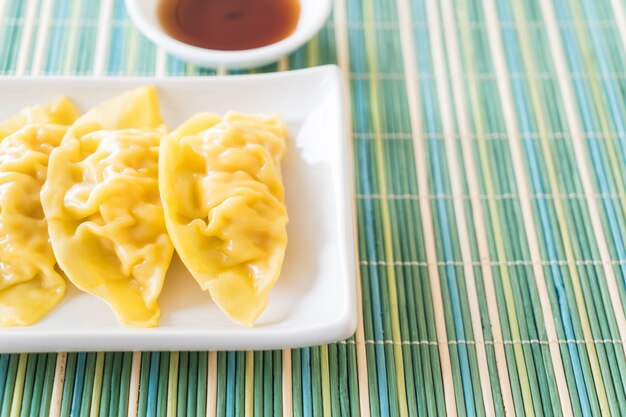 Gnocchi di gamberetti al vapore somma dim