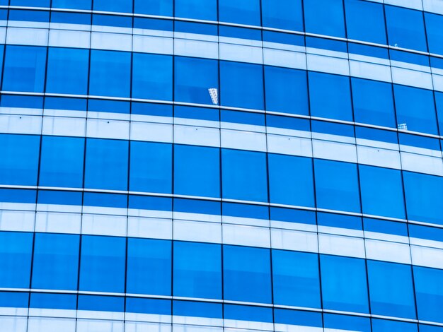 Grattacielo della costruzione dell&#39;ufficio di affari con il vetro di finestra