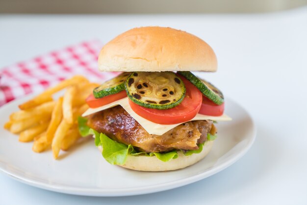 Griglia di pollo burger