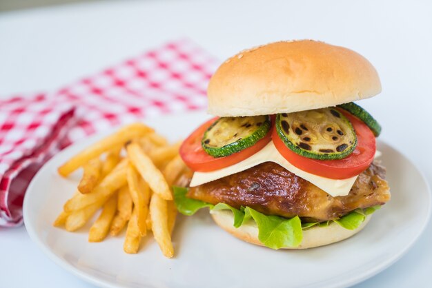 Griglia di pollo burger