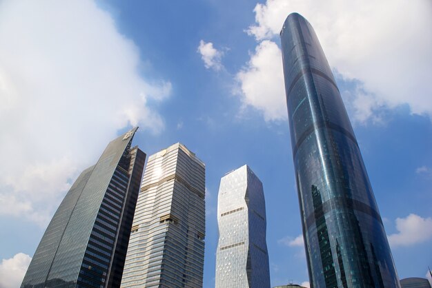 Guangzhou, Cina-Nov.22, 2015: Costruzioni moderne. buildin moderno