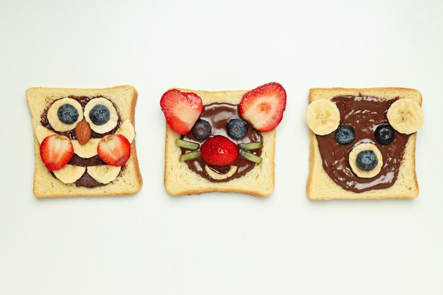 Gustosa colazione o pranzo per toast per bambini che il bambino può portare con sé