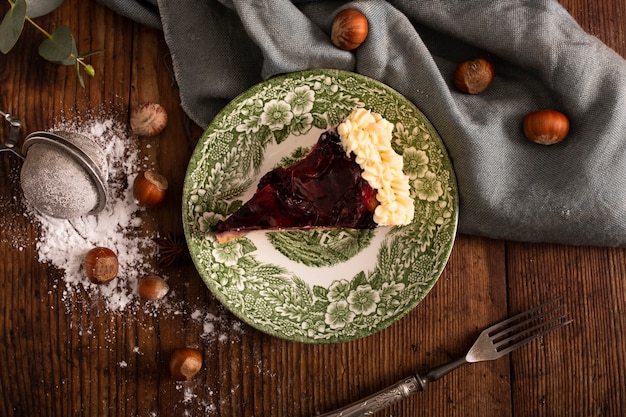 Gustosa torta fatta in casa con le castagne