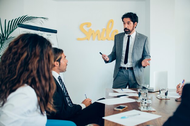 I compagni di squadra si preparano gli obiettivi