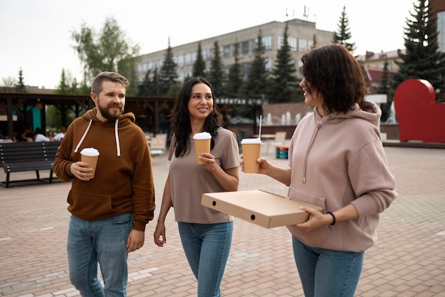 I migliori amici prendono del cibo da strada?