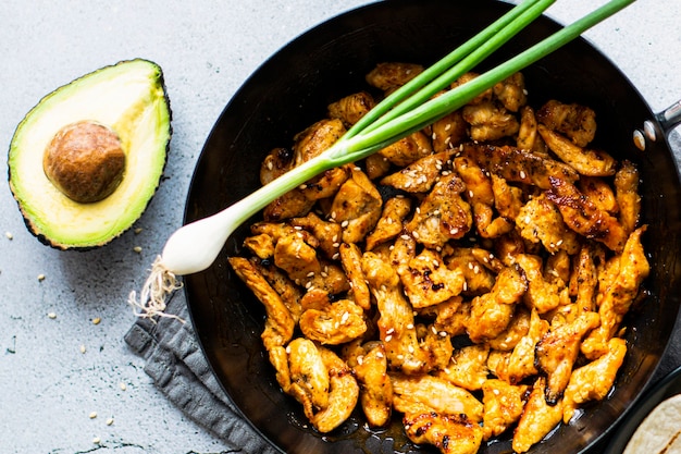 Idea di ricetta di pollo messicano fresco fatto in casa