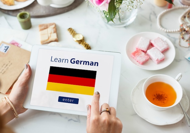 Impara il concetto di educazione online della lingua tedesca