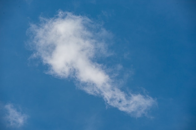 Incredibile bel cielo con nuvole