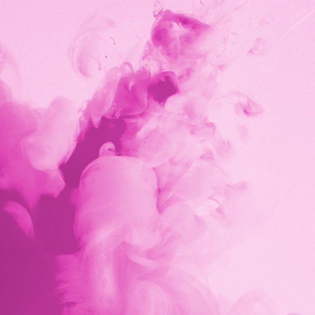 Incredibile nuvola di inchiostro rosa denso