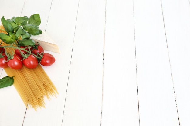 Ingredienti per cucinare la pasta