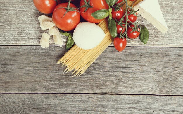 Ingredienti per cucinare la pasta