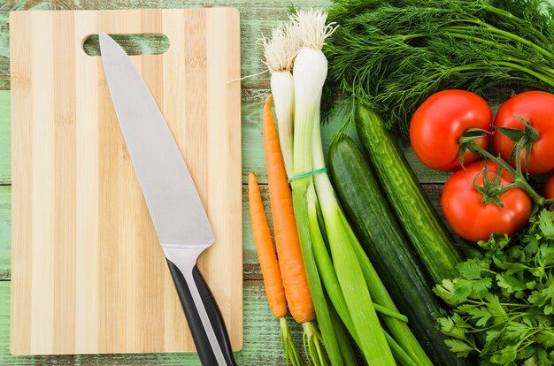Ingredienti salutari inclusi in un'insalata