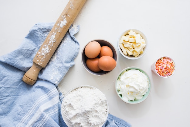 Ingredienti torta di compleanno