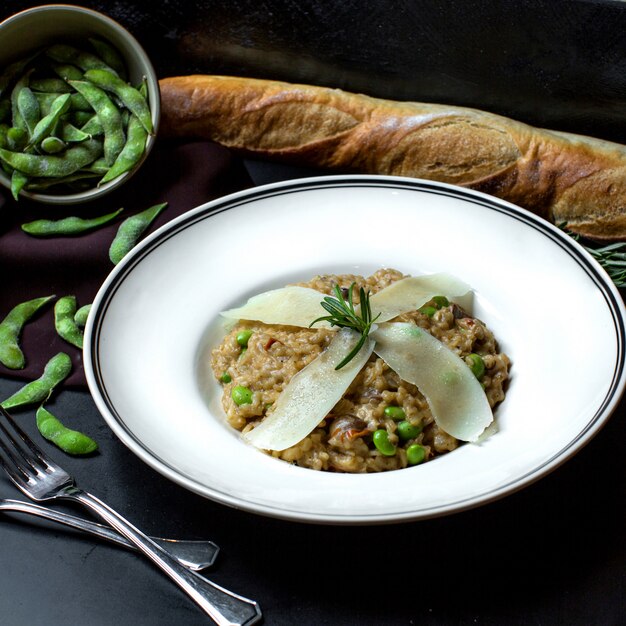 Insalata con fagiolini e parmigiano