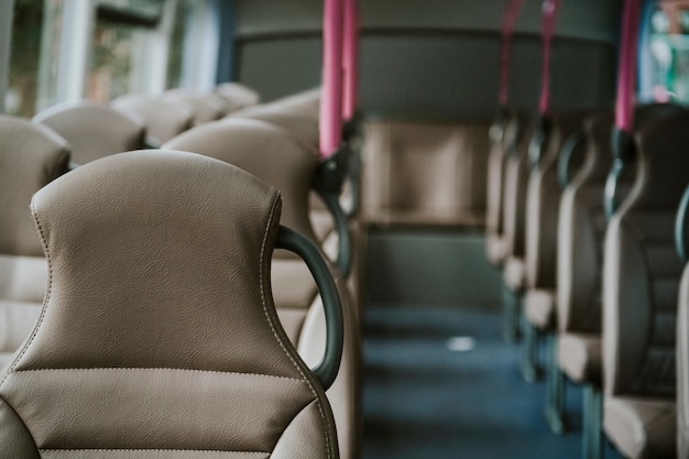 Interno di un trasporto pubblico di autobus