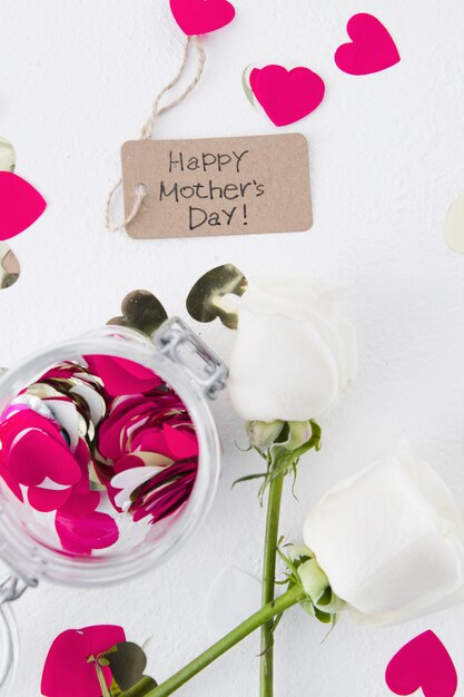 Iscrizione Happy Mothers Day con rose e cuori rosa