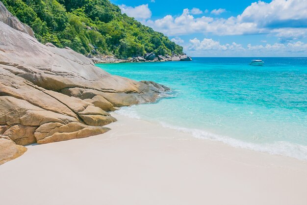 isola Similan