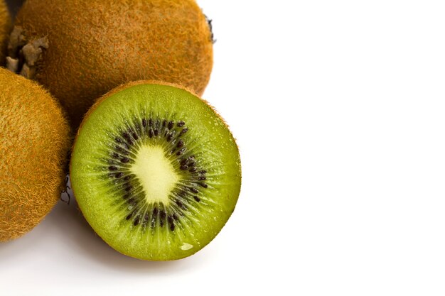 Kiwi tagliato a metà