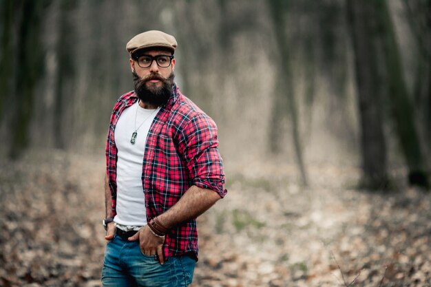 l&#39;uomo albero lavoratore generatore di persone