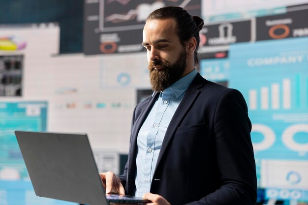 La pianificazione basata sui dati aiuta questo professionista a costruire una strategia di successo