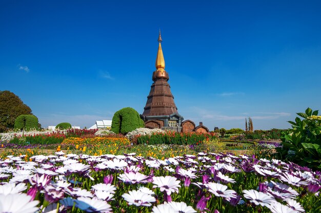 Landmark pagoda nel parco nazionale di Doi Inthanon a Chiang Mai, Thailandia.