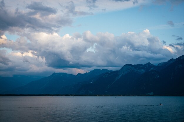 Lemano prima del tramonto