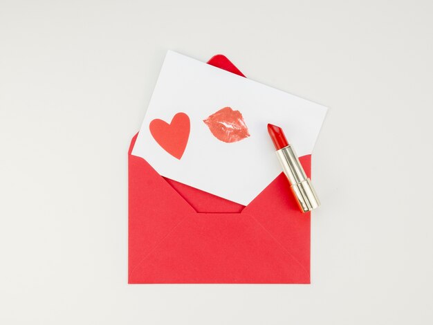 Lettera di San Valentino con segno di rossetto