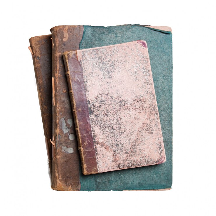 Foto gratuito libri danneggiati
