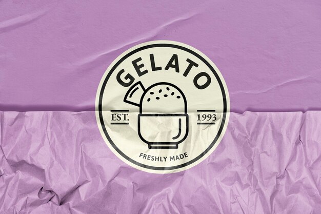 Logo della gelateria con struttura di carta stropicciata remixed media